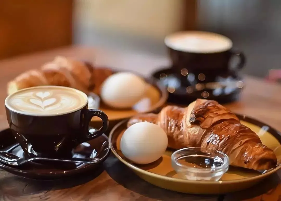 La vie est comme une boîte de chocolat, aussi comme une tasse de café